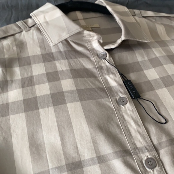 BURBERRY Brit Short Button Shirt - Picture 7 of 9